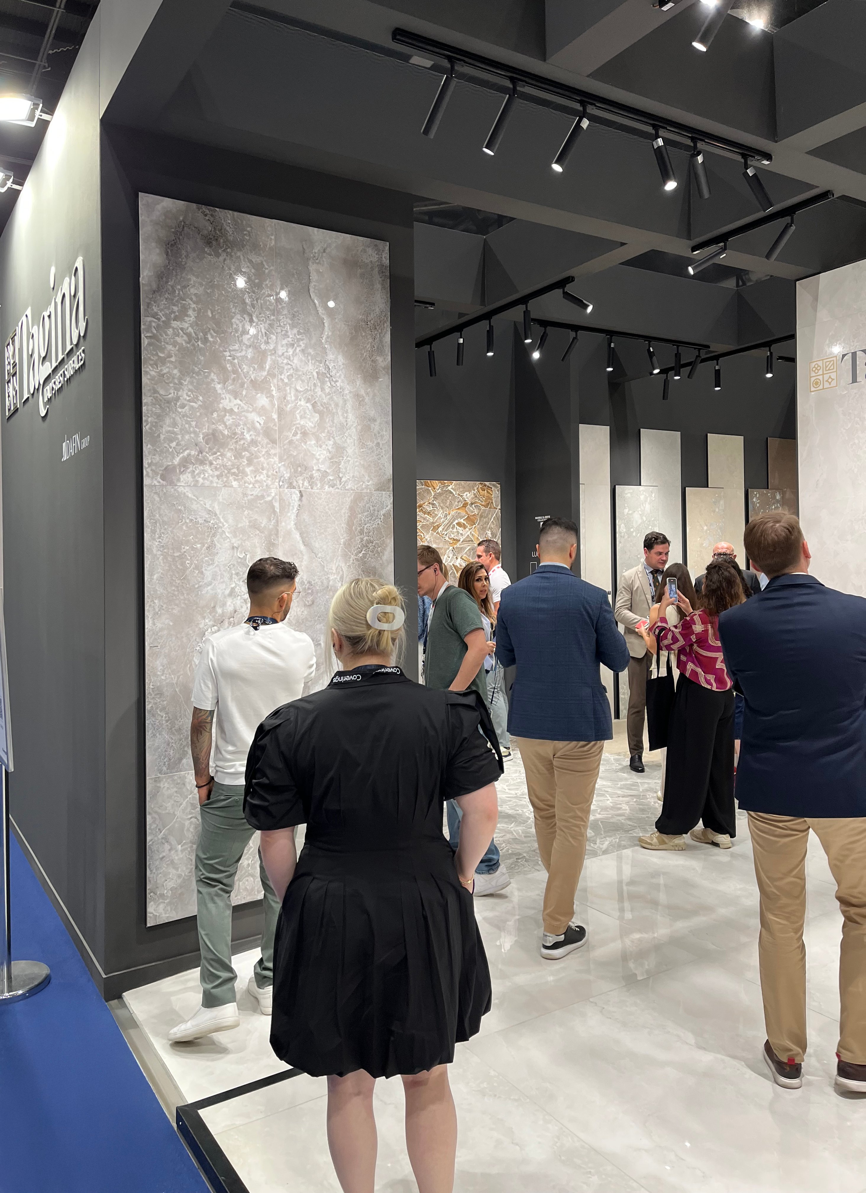 tagina-coverings-ingresso stand